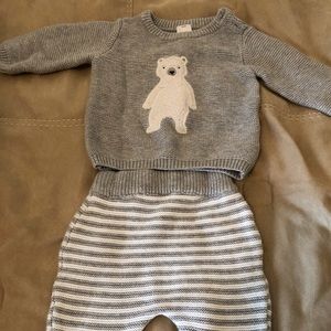 Carters two piece baby outfit